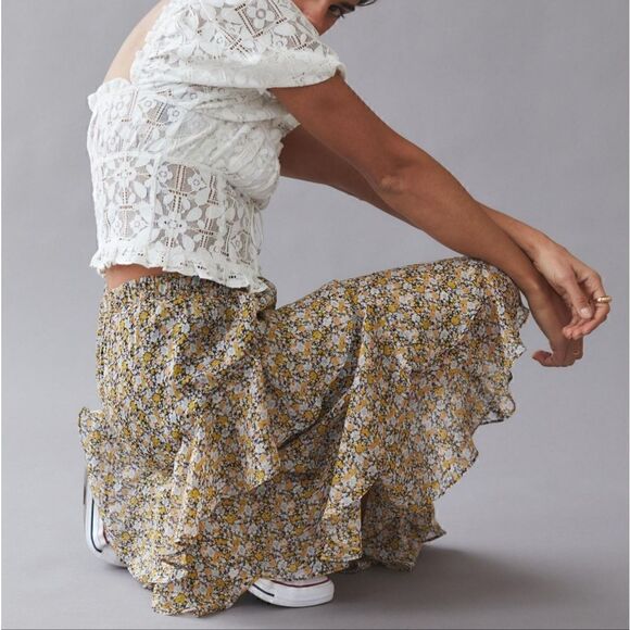 MinkPink Nahla Floral Frill Tiered Midi Skirt Size Small NWOT - Picture 4 of 6